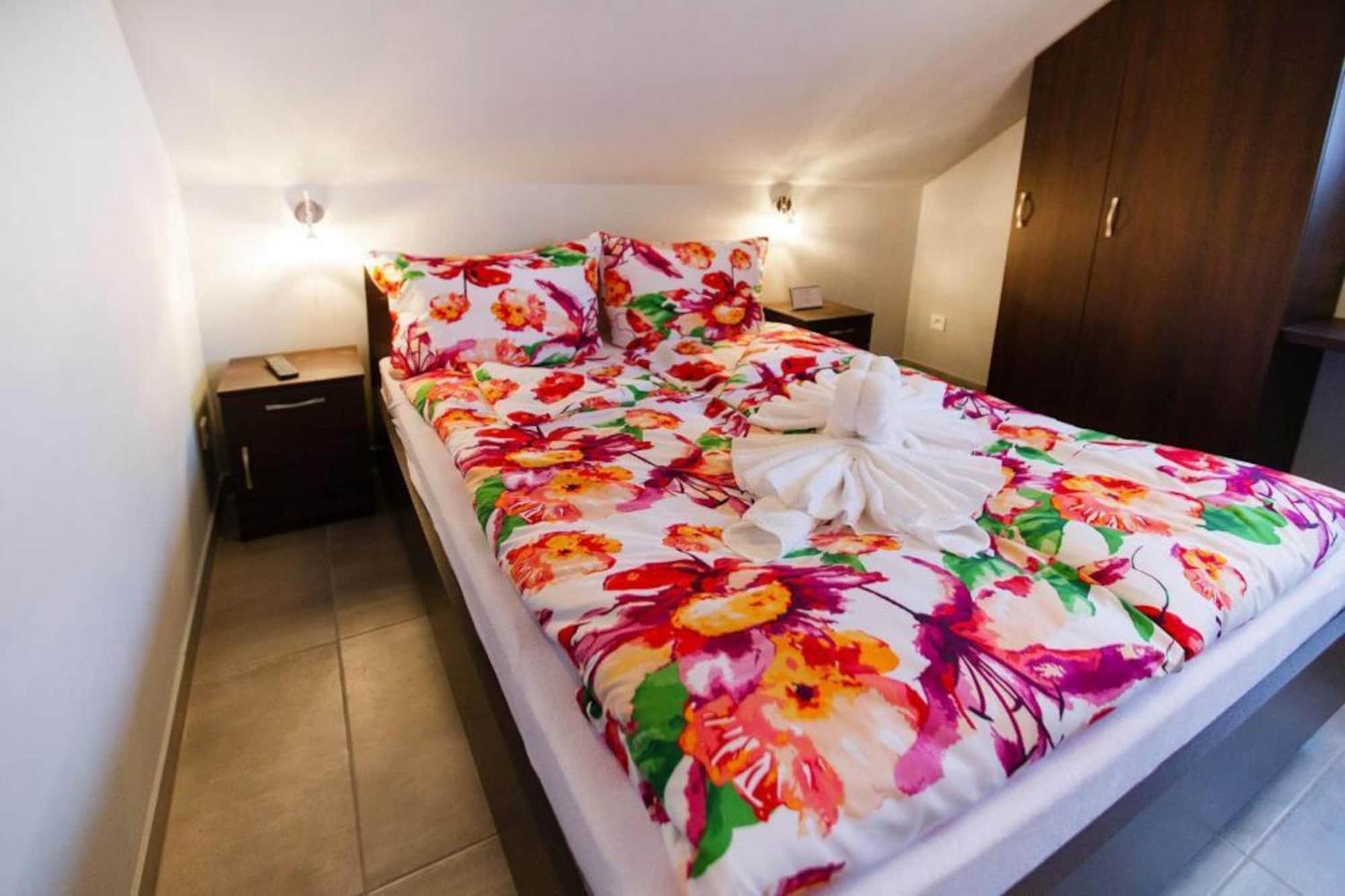 Comfortable Premium Class Apartment Shared Swimming Pool Gaski Dış mekan fotoğraf